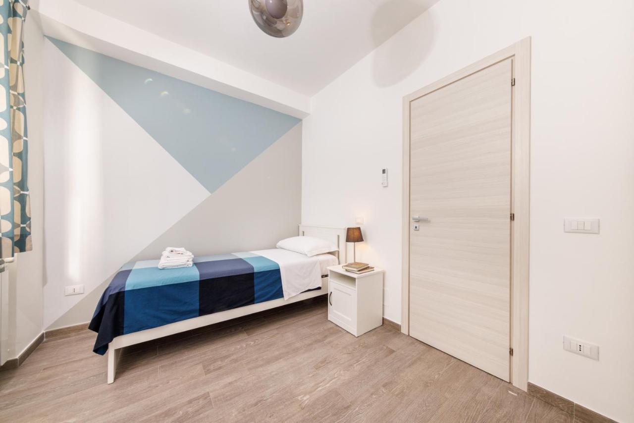 Blue Apartment เมสซีนา ภายนอก รูปภาพ